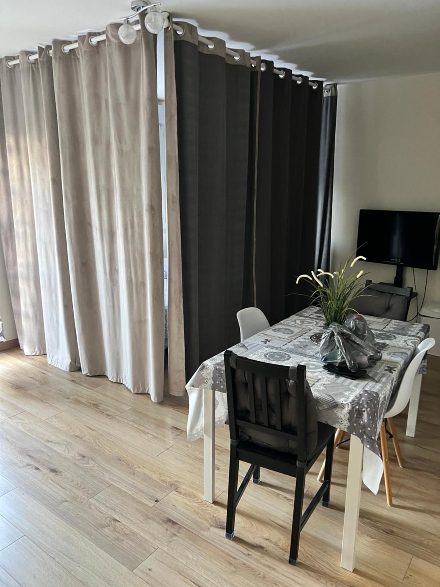 Appartement Disneyland Paris Val D'Europe La Vallee Village Parking 500M Gare Val D'Europe Montévrain Buitenkant foto